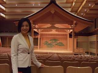「能」は「脳」で見ない？！