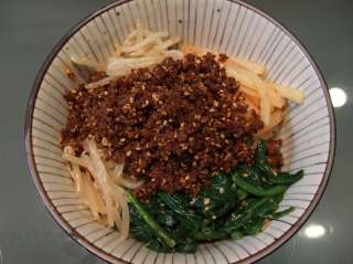 自家製ビビンパ丼