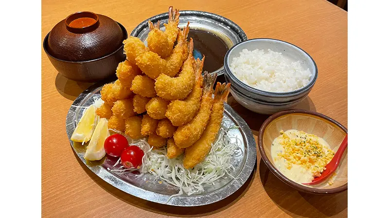 「ぐ~たく城」定食