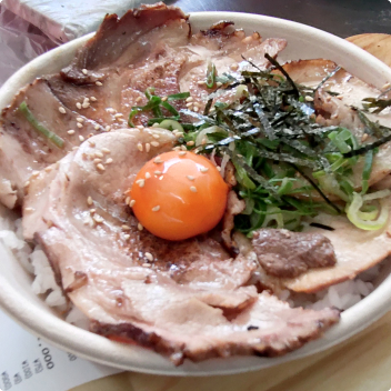 チャーシュー丼専門店Ayama / 炙りチャーシュー丼