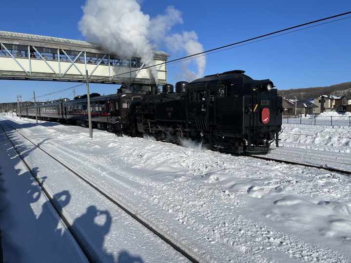 鉄道　サボ　SL冬の湿原号 SL冬の湿原号｜列車ガイド（列車編成・設備など）｜鉄道・きっぷ