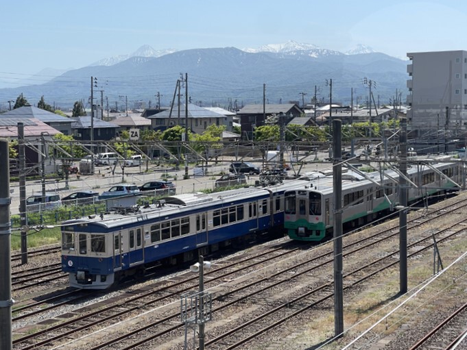 Nゲージ】KATO えちごトキめき鉄道ET127系（田島塗り2号・スカ色
